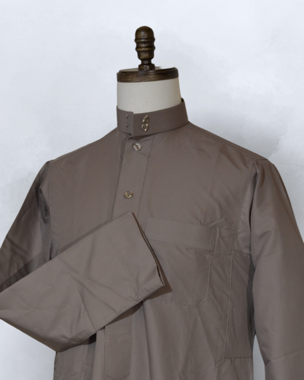 Daffah lightweight thobe (Display Item) - several colors available